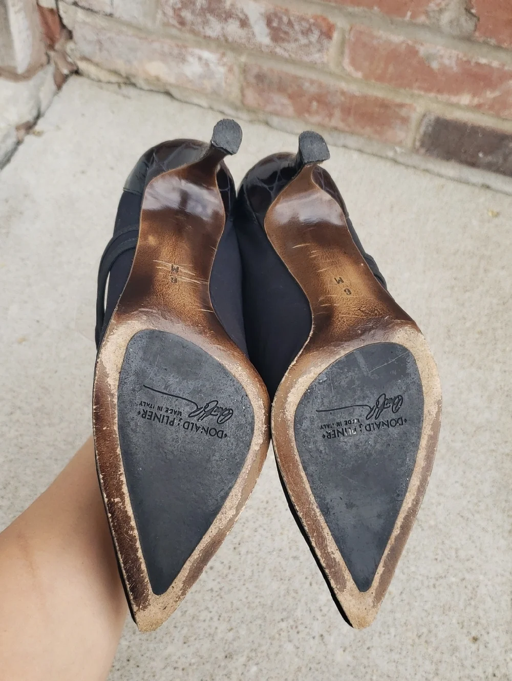 Donald J Pliner Stretch Black Mary Jane Kitten Heels Pointed Toe Sandals Size 6